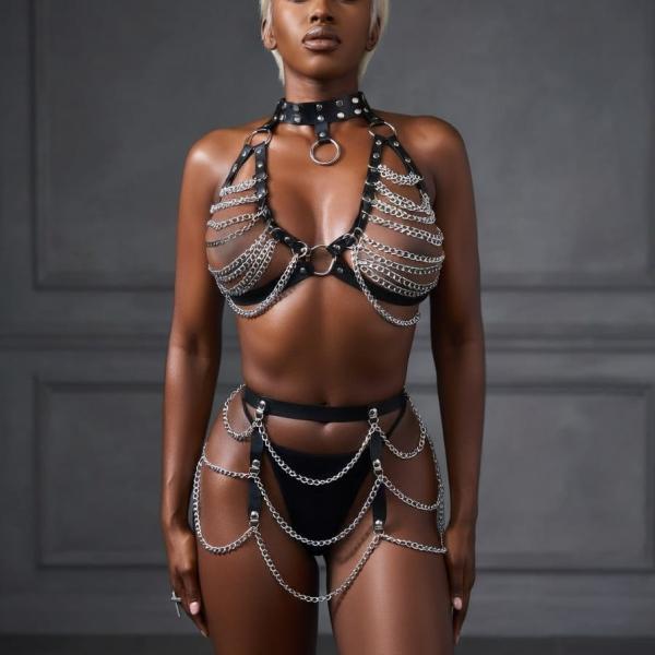 New Dreams Metal Zincir Fantazi Harness Takım Ayarlanabilir Gövde Zinciri, Suni Deri Detaylı Erotik Aksesuar